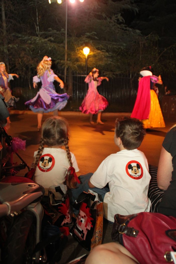 Mickeys Halloween Parade