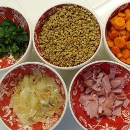 slow cooker lentil soup