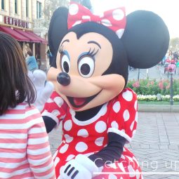 meeting-minnie-mouse