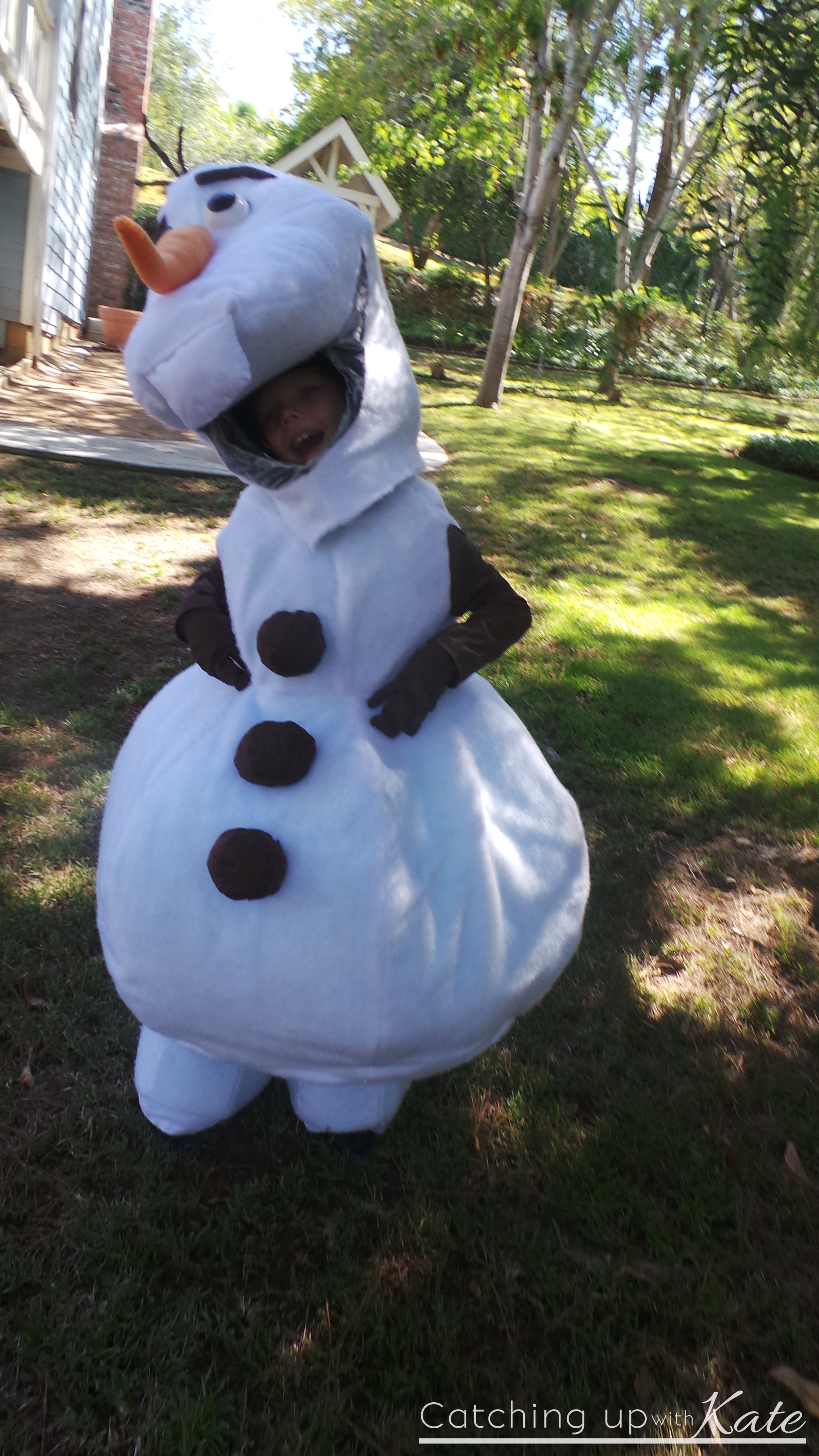 DIY Olaf Costume for Halloween