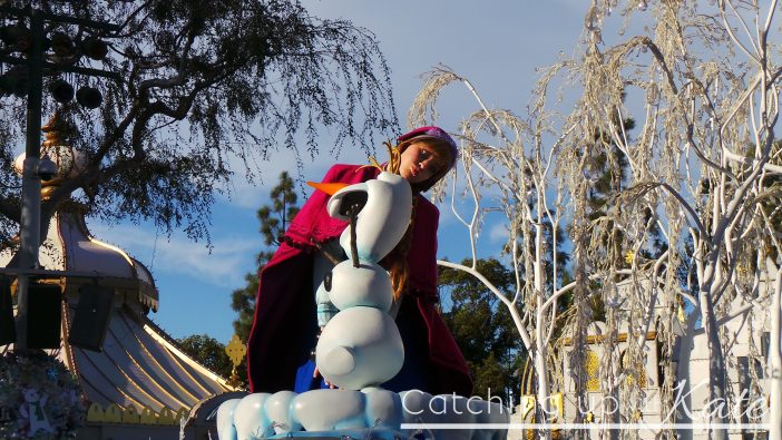 anna-at-disneyland