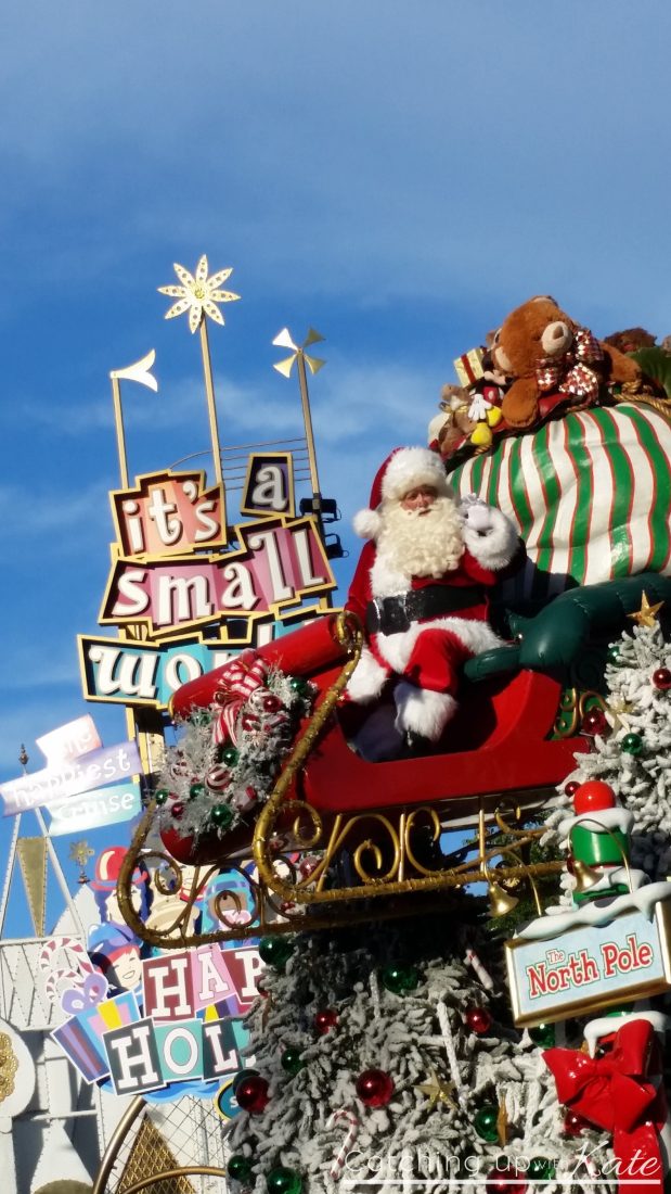 santa-claus-disneyland-parade