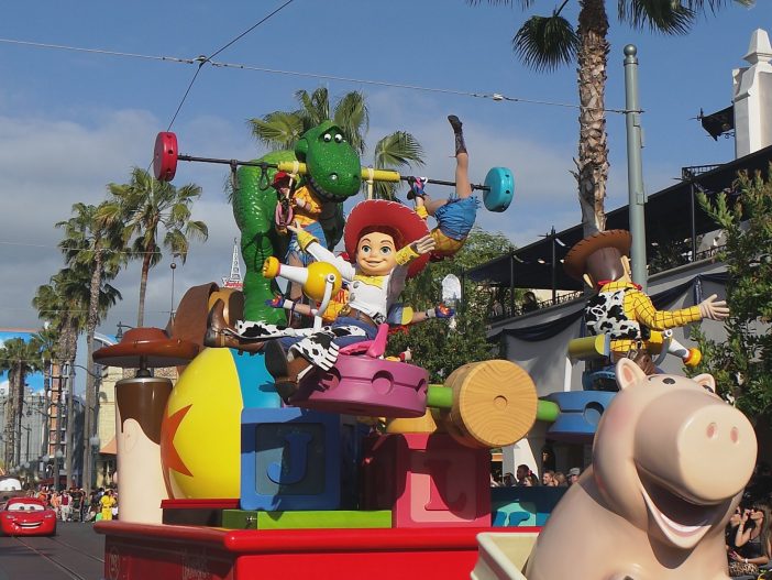 pixar-play-parade