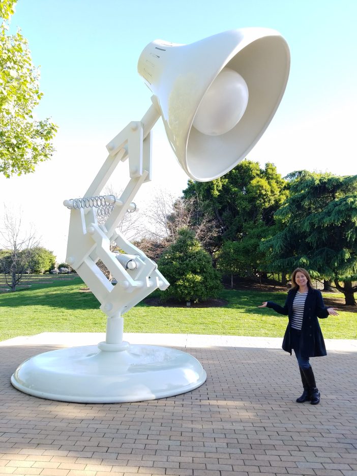 giant pixar lamp