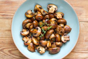 Easy Thyme Garlic Mushrooms