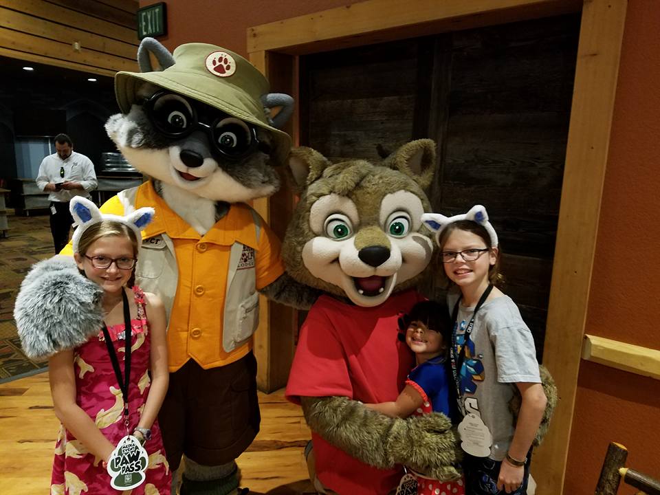 character meet and greet at great wolf lodge