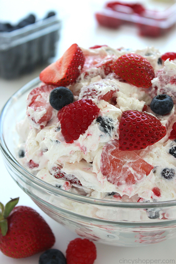 Berry Cheesecake Salad
