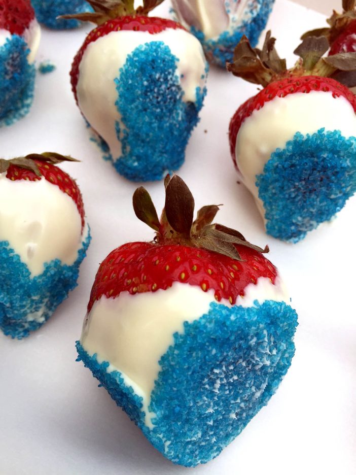 Red White And Blue 4th Of July Chocolate Covered Strawberries