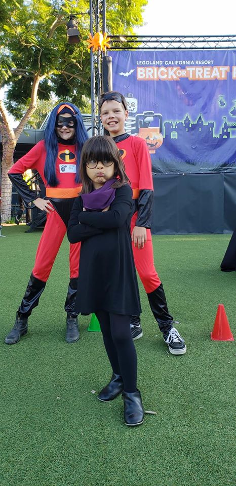 edna mode diy no sew costume and incredibles costume