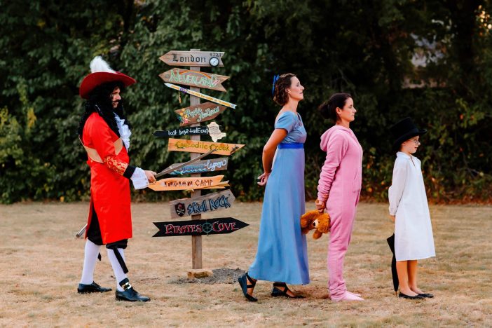 Peter Pan Family Group Costume photo shoot goals!