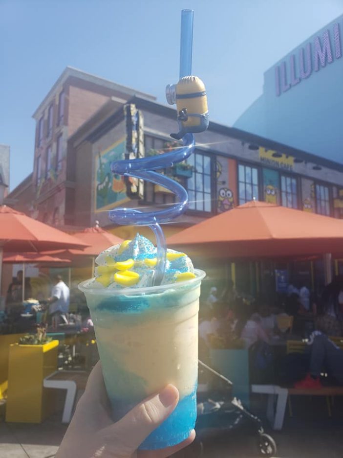 minions cafe felonious float universal studios hollywood banana and raspberry dessert with fancy collectible minion straw